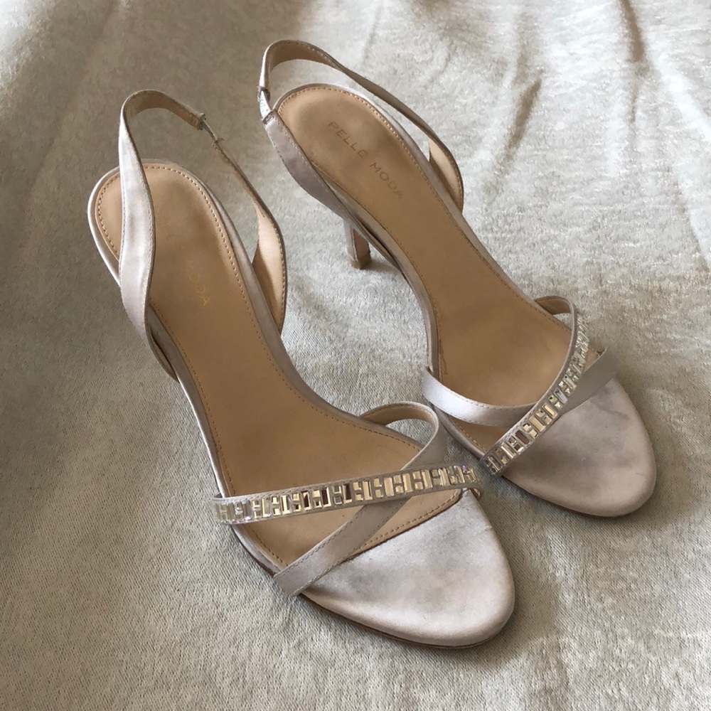 Pelle Moda Sandals